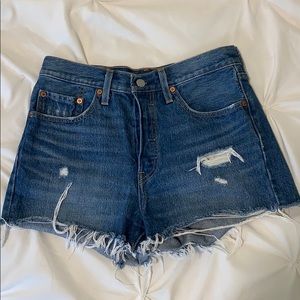501 Levi’s high waisted shorts